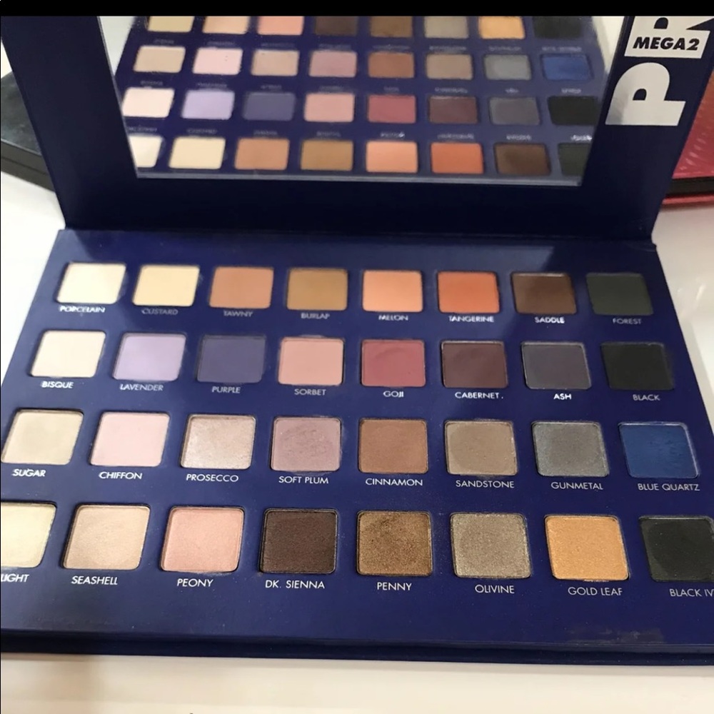 Lorac Mega Pro 2 palette